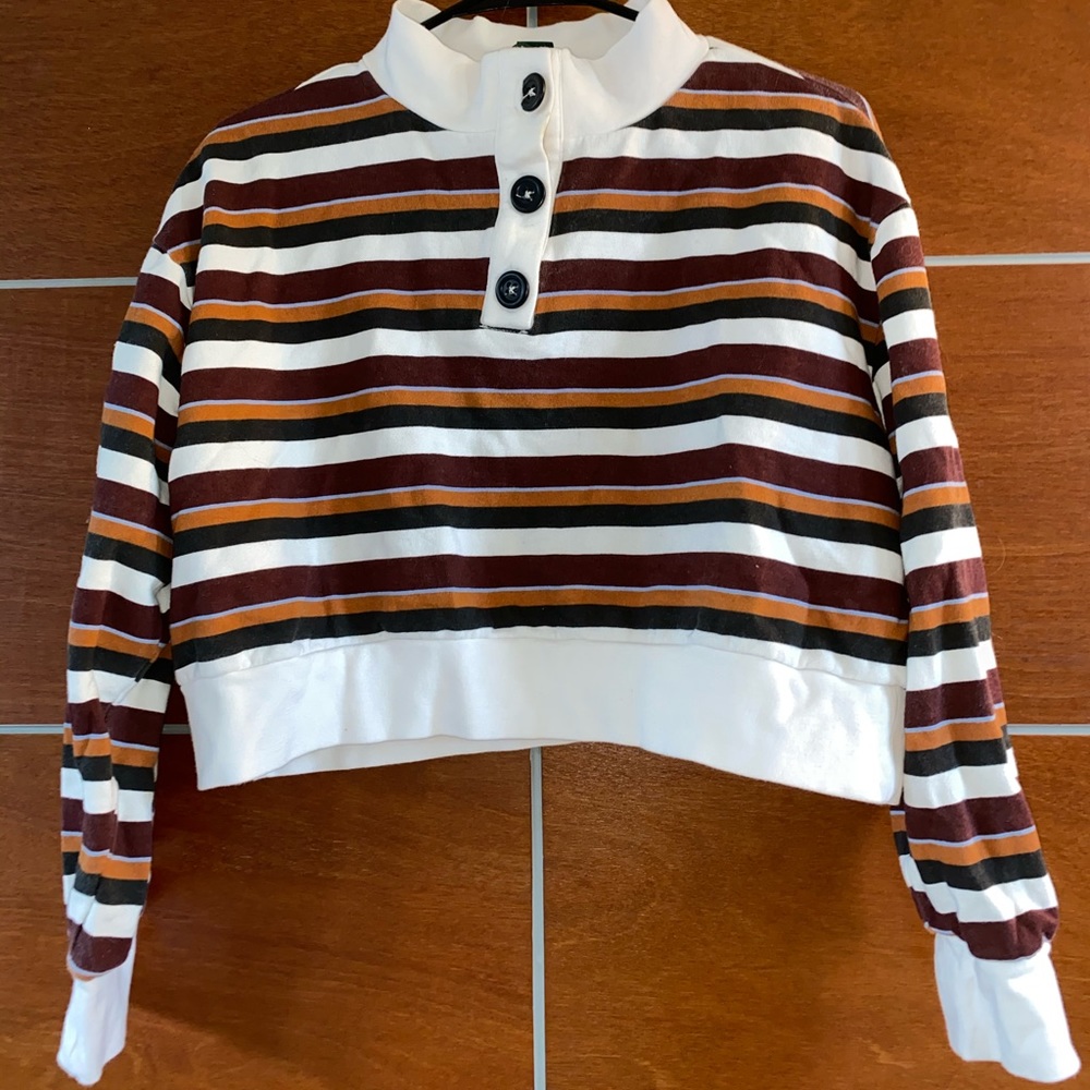 Cropped Striped Long Sleeve W/Collar